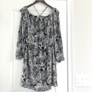 White House Black Market Cold Shoulder Dress